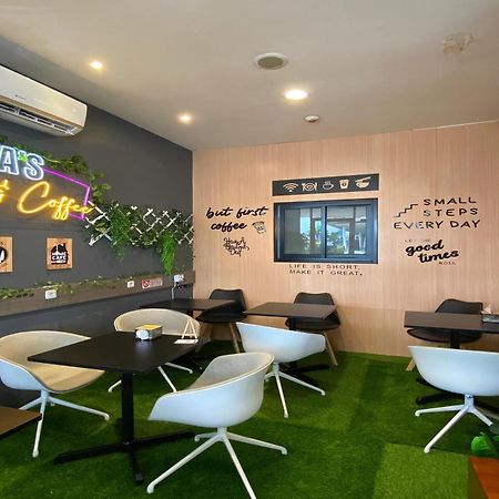 Hariss Inn Bandara Tangerang Exterior photo